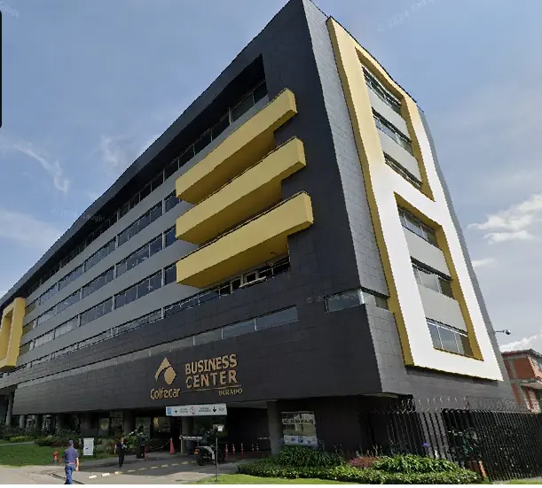 Oficina en venta en el barrio Modelia en el Edificio Colfecar