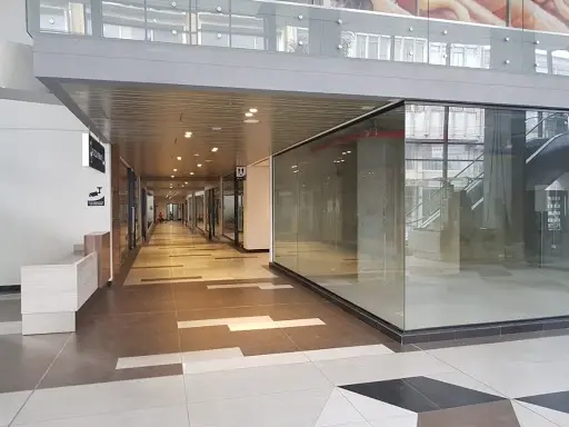Centro Comercial Infinitum Local 18  