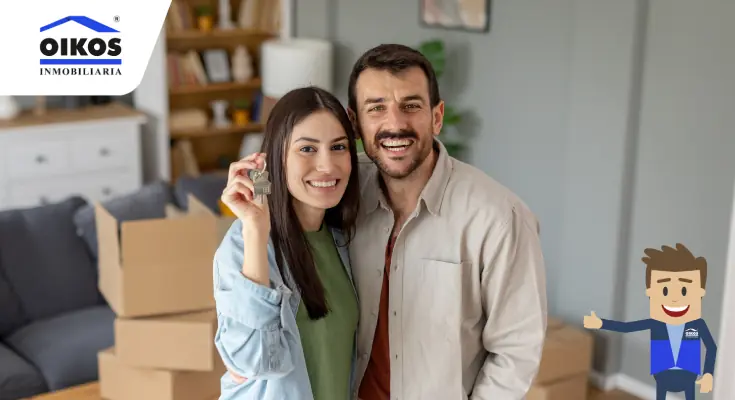 Compra de apartamentos en Bogotá con OIKOS Pareja feliz por su vivienda nueva