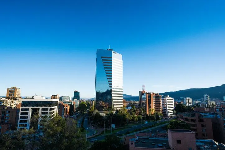 Zona norte: el corredor más fuerte en búsquedas y preferencia residencial Vista panorámica zona norte Bogotá