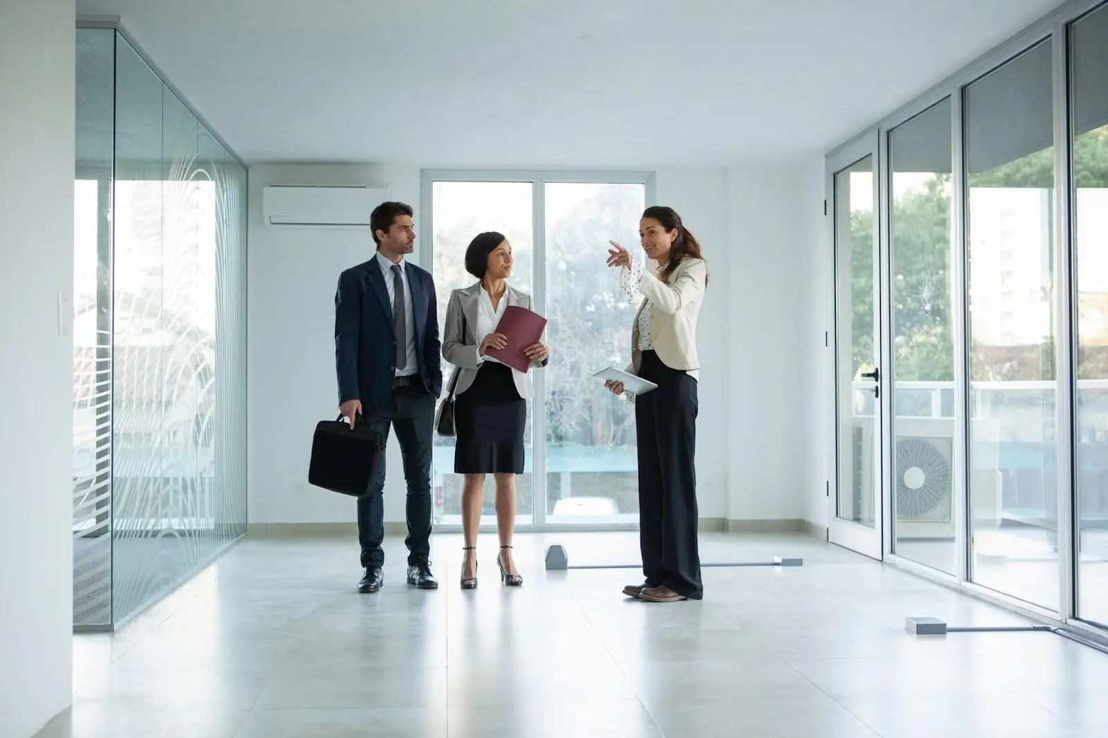 Personal corporativo en una oficina