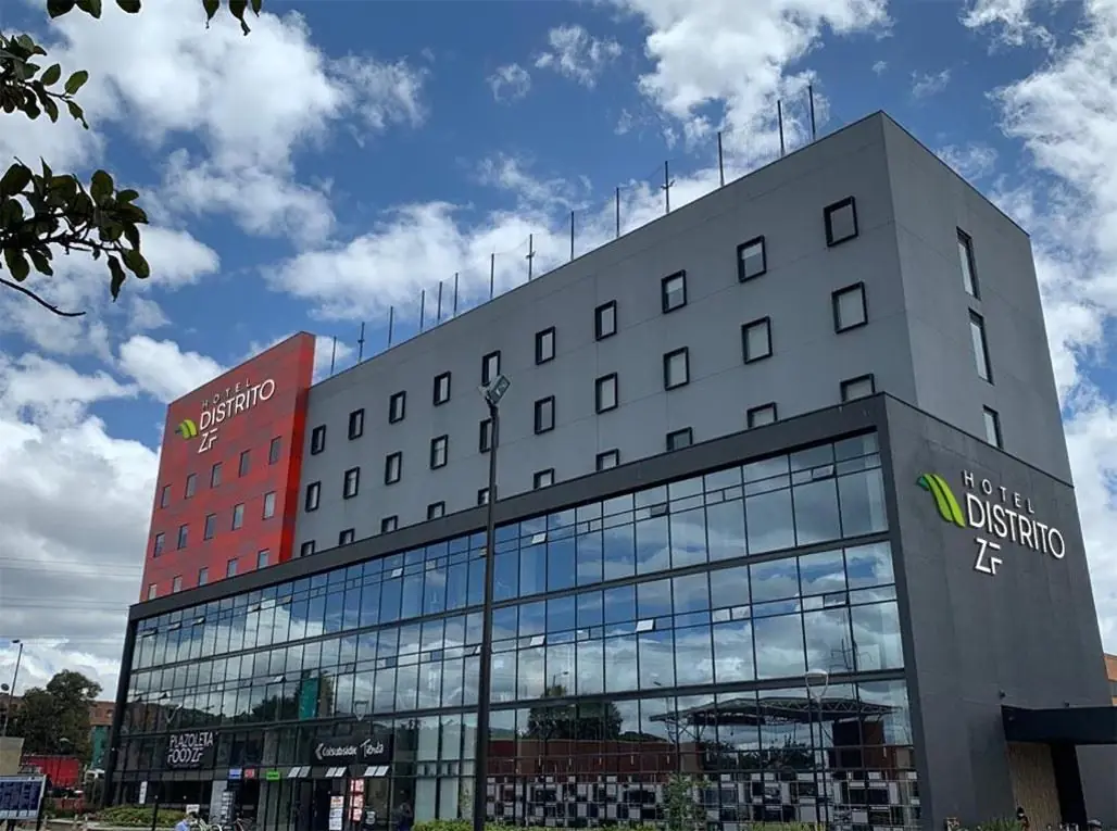 Hotel Distrito ZF